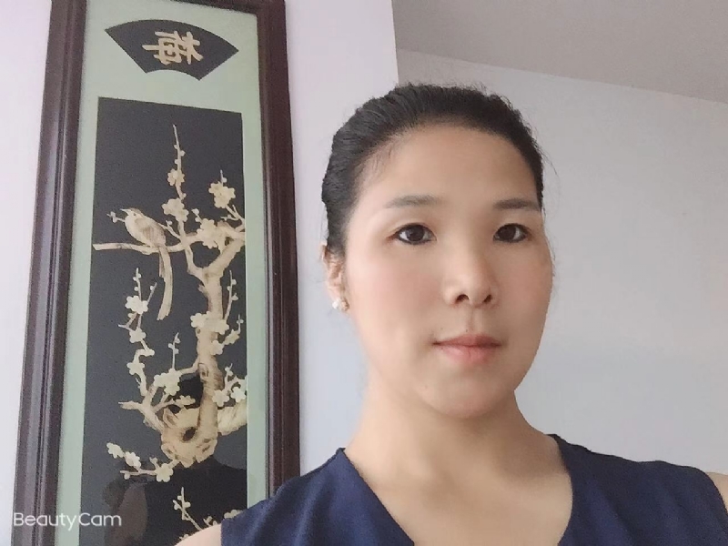 微笑的第一张照片--福鼎相亲网