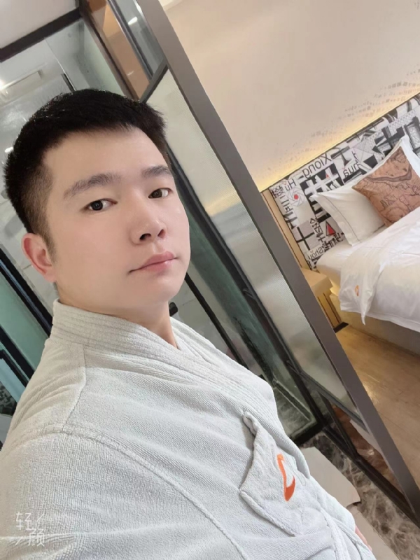 绿帽的第一张照片--福鼎相亲网