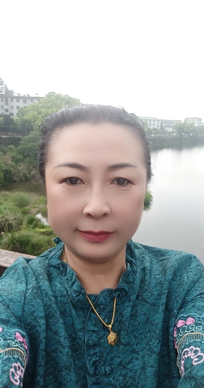 雨中情的第一张照片--福鼎相亲网