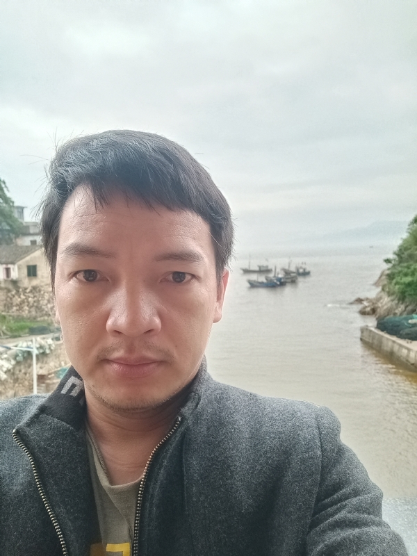 啊亮的第一张照片--福鼎相亲网