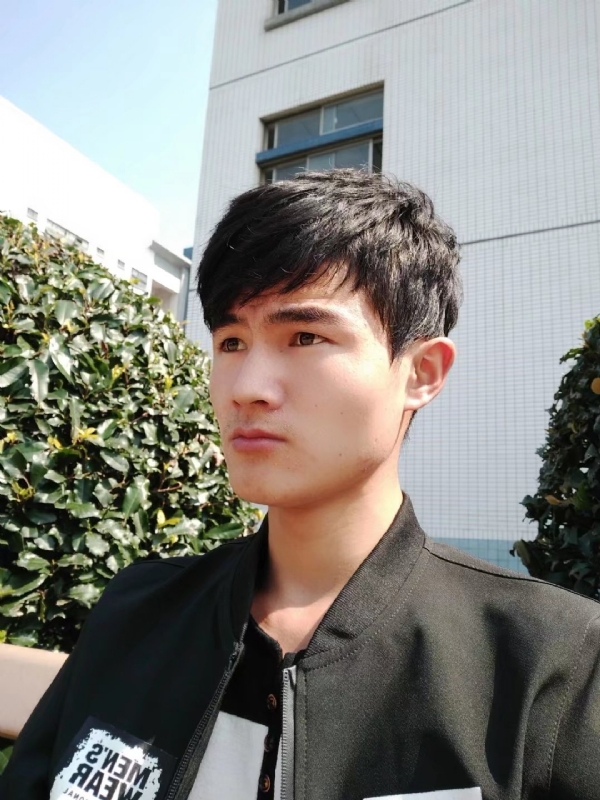 阳光男孩的第四张照片--福鼎相亲网