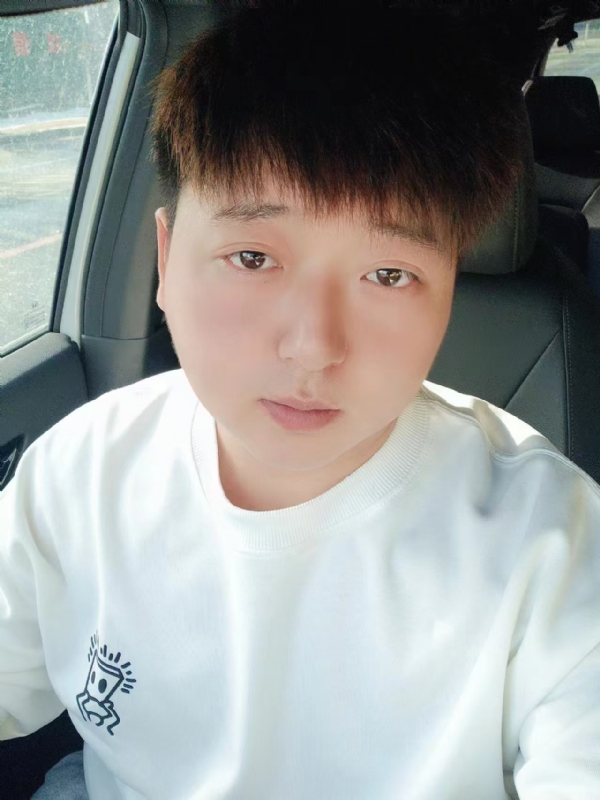 可乐加冰的第一张照片--福鼎相亲网