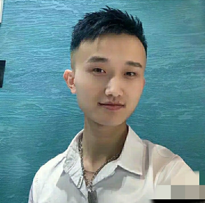 小哥哥的第一张照片--福鼎相亲网